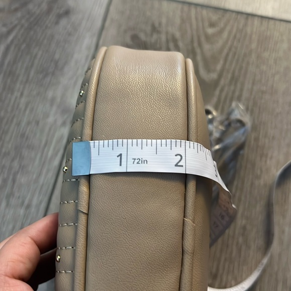 Bebe Aliah Camera Crossbody - Picture 9 of 9